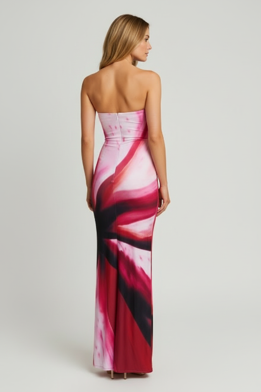 Cena 4: Vista Traseira - Vestido Bodycon Floral