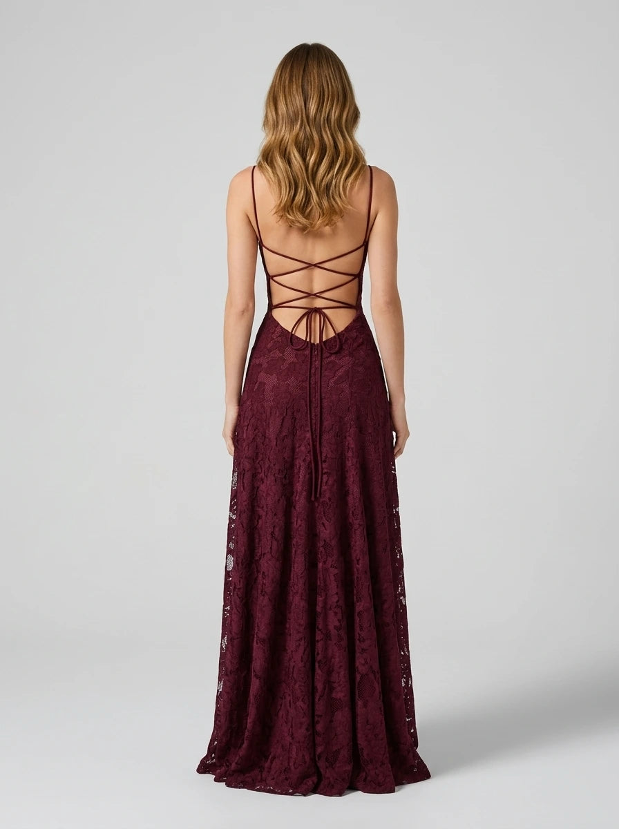 Elegant red occasion dress with textured jacquard fabric